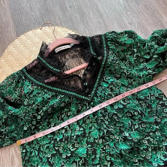 Alice + Olivia Clarice illusion yoke Floral Blouse green silk women’s S‎